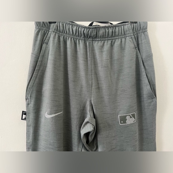 NWT Nike Dry Fit MLB sweatpants joggers - Picture 2 of 7